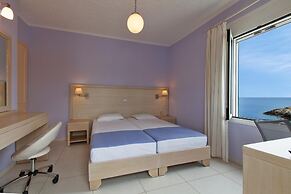 Giorgi's Blue Apartments