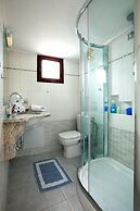 Giorgi's Blue Apartments