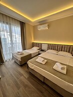 Miss Cleopatra Hotel