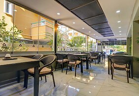 Miss Cleopatra Hotel