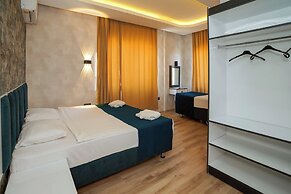 Miss Cleopatra Hotel