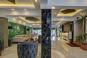 Miss Cleopatra Hotel