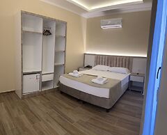 Miss Cleopatra Hotel