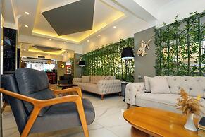 Miss Cleopatra Hotel