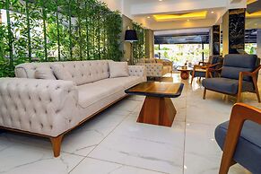 Miss Cleopatra Hotel