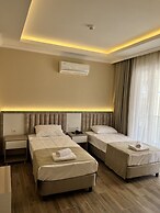 Miss Cleopatra Hotel