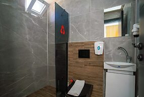 Miss Cleopatra Hotel