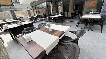 Miss Cleopatra Hotel