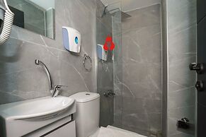 Miss Cleopatra Hotel