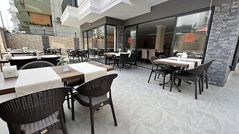 Miss Cleopatra Hotel