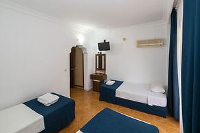 Miss Cleopatra Hotel