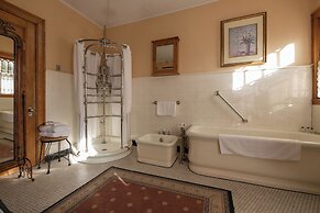 Cartier Mansion B&B