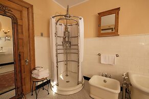 Cartier Mansion B&B