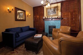 Cartier Mansion B&B