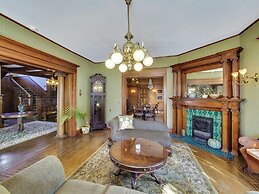 Cartier Mansion B&B