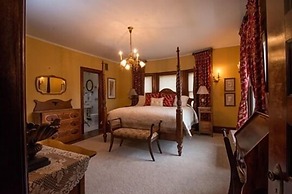 Cartier Mansion B&B