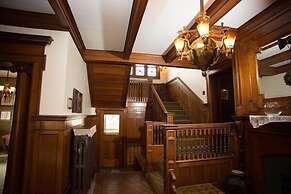 Cartier Mansion B&B