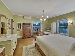 Cartier Mansion B&B
