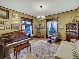 Cartier Mansion B&B
