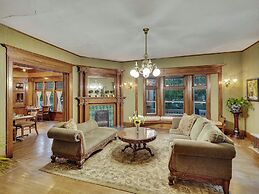 Cartier Mansion B&B