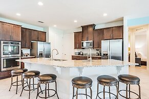 Encore Resort and Water Park At Reunion by Rentyl