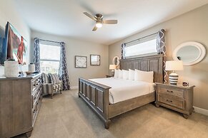 Encore Resort and Water Park At Reunion by Rentyl