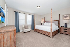 Encore Resort and Water Park At Reunion by Rentyl