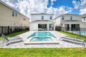 Encore Resort and Water Park At Reunion by Rentyl