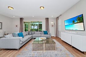 Encore Resort and Water Park At Reunion by Rentyl