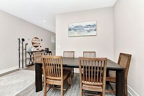 Encore Resort and Water Park At Reunion by Rentyl