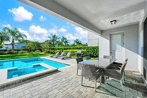 Encore Resort and Water Park At Reunion by Rentyl