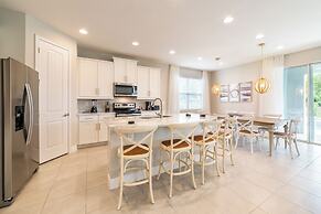 Encore Resort and Water Park At Reunion by Rentyl