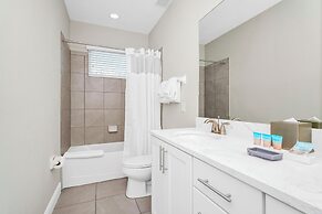 Encore Resort and Water Park At Reunion by Rentyl