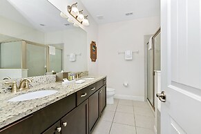 Encore Resort and Water Park At Reunion by Rentyl