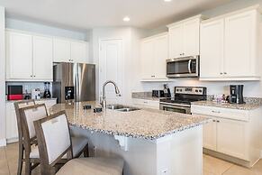 Encore Resort and Water Park At Reunion by Rentyl