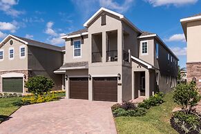 Encore Resort and Water Park At Reunion by Rentyl