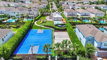 Encore Resort and Water Park At Reunion by Rentyl