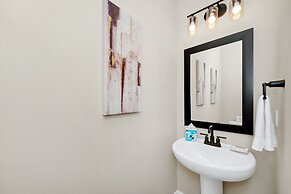 Encore Resort and Water Park At Reunion by Rentyl