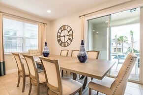 Encore Resort and Water Park At Reunion by Rentyl