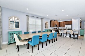 Encore Resort and Water Park At Reunion by Rentyl