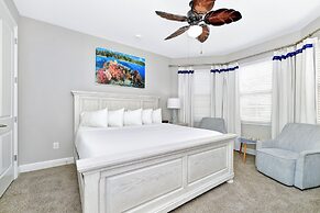 Encore Resort and Water Park At Reunion by Rentyl