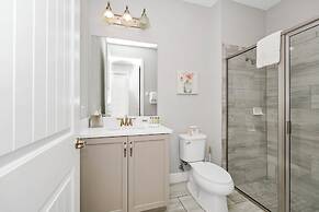 Encore Resort and Water Park At Reunion by Rentyl