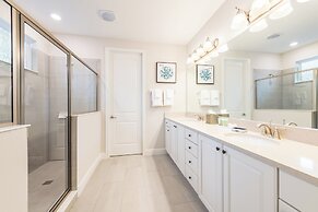 Encore Resort and Water Park At Reunion by Rentyl