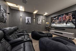 Encore Resort and Water Park At Reunion by Rentyl