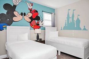 Encore Resort and Water Park At Reunion by Rentyl