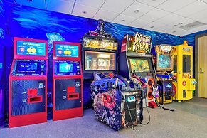 Encore Resort and Water Park At Reunion by Rentyl