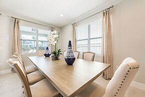 Encore Resort and Water Park At Reunion by Rentyl