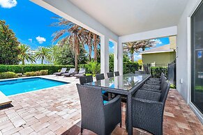 Encore Resort and Water Park At Reunion by Rentyl