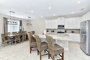 Encore Resort and Water Park At Reunion by Rentyl