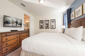 Encore Resort and Water Park At Reunion by Rentyl